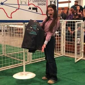 Meet your Posher, Victoria